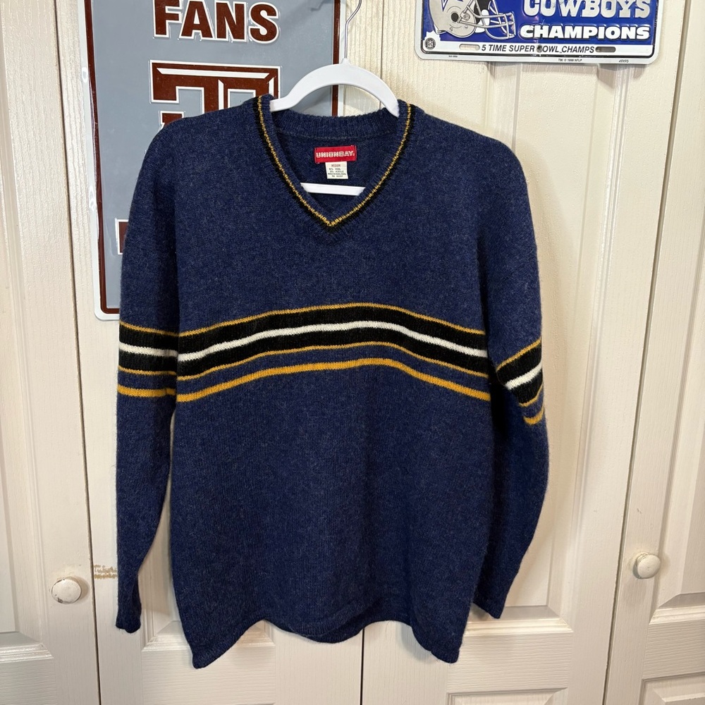 Supreme Men's Blue Sweater with Yellow Stripes